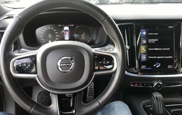 volvo-s60-t6-awd-253-87ch-r-design-geartronic-8 - 837434713