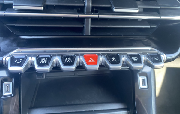 peugeot-2008-1-2-puretech-130ch-s-s-allure - 838664713