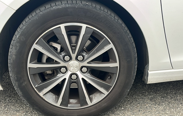 peugeot-308-1-5-bluehdi-130ch-s-s-allure-business - 838784713