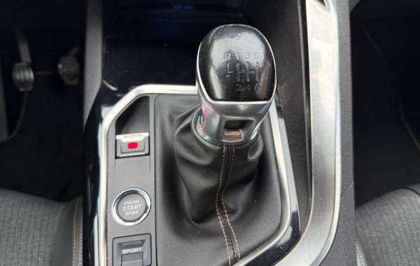 peugeot-3008-1-5-bluehdi-130ch-s-s-gt - 840474713