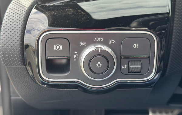 mercedes-classe-a-200-d-150ch-amg-line-8g-dct - 841644713