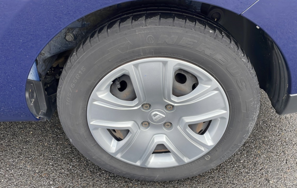 dacia-lodgy-1-5-blue-dci-95ch-essentiel-7-places-20 - 844024713