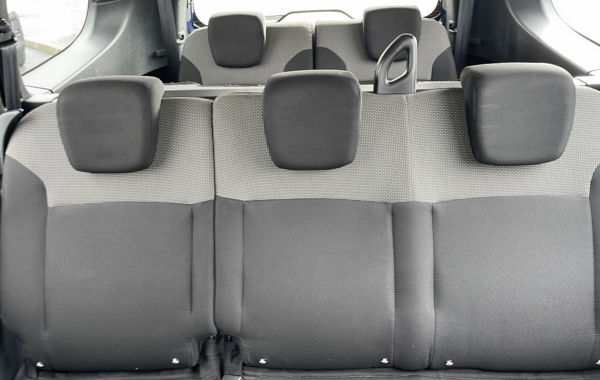 dacia-lodgy-1-5-blue-dci-95ch-essentiel-7-places-20 - 844024713