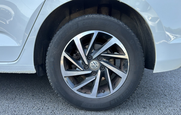 volkswagen-touran-1-6-tdi-115ch-fap-connect-7-places-euro6d-t - 844654713