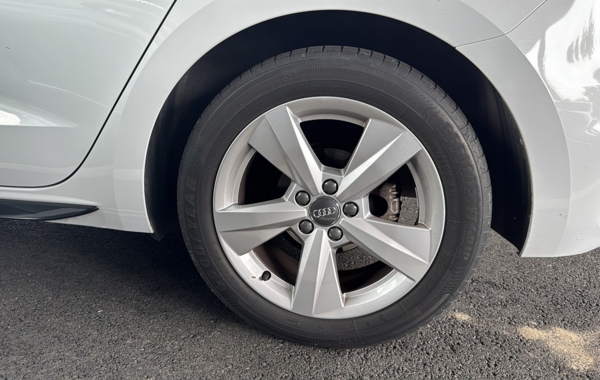 audi-a1-sportback-30-tfsi-116ch-s-line - 845234713