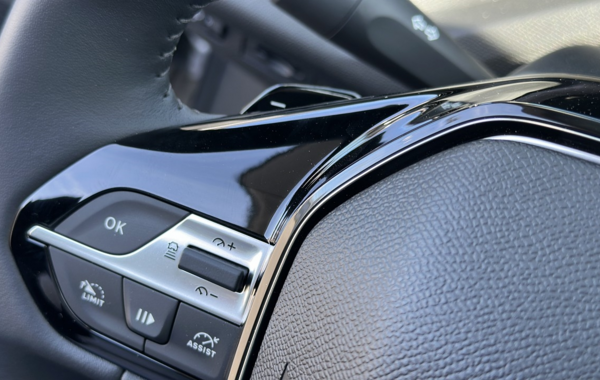 peugeot-308-1-5-bluehdi-130ch-s-s-allure-eat8 - 845484713