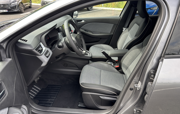 renault-clio-v-1-0-tce-90ch-techno-x-tronic-24 - 847544713