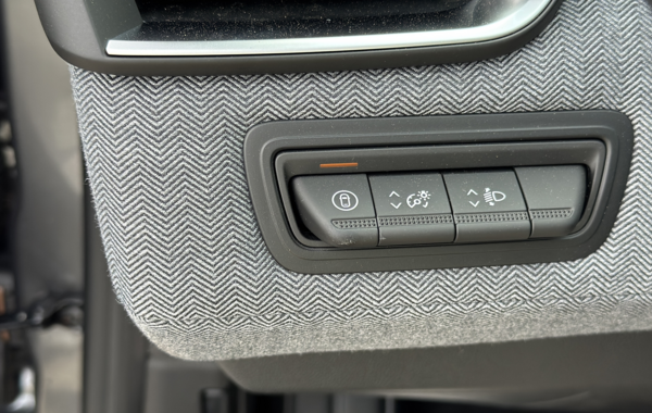 renault-clio-v-1-0-tce-90ch-techno-x-tronic-24 - 847544713