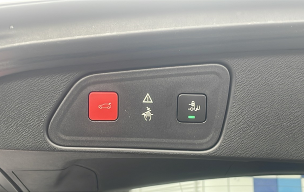 peugeot-3008-1-2-puretech-130ch-allure-s-s-eat6 - 849994713