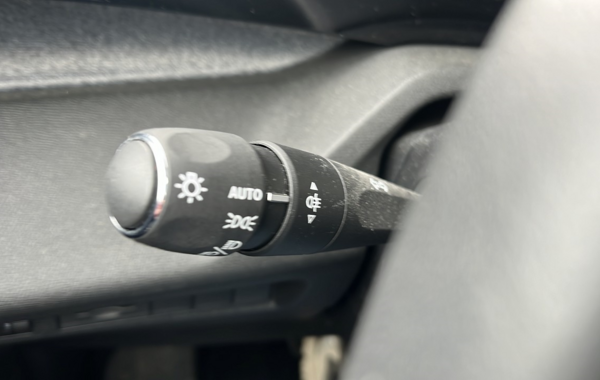 peugeot-308-1-2-puretech-130ch-s-s-allure-pack-eat8 - 850614713