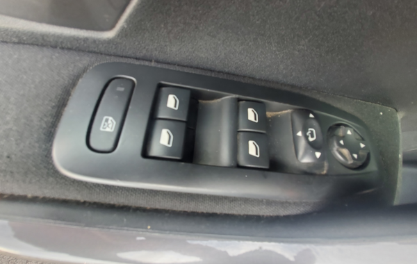 peugeot-2008-1-2-puretech-82ch-style - 853084713