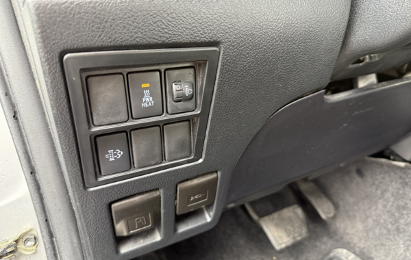 toyota-hilux-2-4-d-4d-x-tra-cabine-legende-4wd-bva-mc20 - 854544713