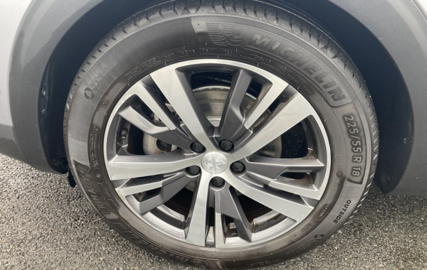 peugeot-3008-1-5-bluehdi-130ch-s-s-allure - 855374713