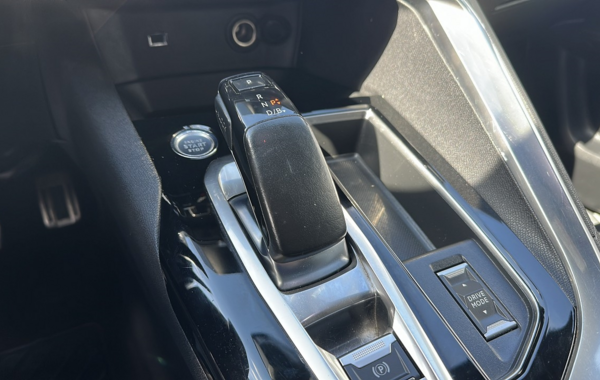 peugeot-3008-hybrid4-300ch-gt-e-eat8 - 857284713