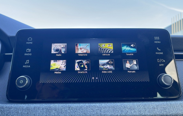 skoda-kamiq-1-0-tsi-evo-2-116ch-selection-dsg7 - 857684713