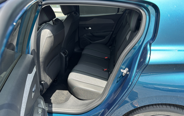 peugeot-308-1-5-bluehdi-130ch-s-s-allure-eat8 - 858444713