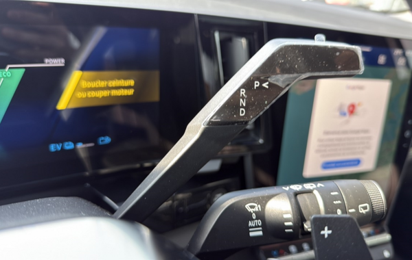 renault-austral-1-2-e-tech-full-hybrid-200ch-techno-24 - 859534713