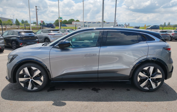 renault-megane-v-e-tech-electric-220ch-techno-autonomie-confort-24 - 863914713