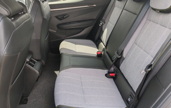 renault-megane-v-e-tech-electric-220ch-techno-autonomie-confort-24 - 863914713