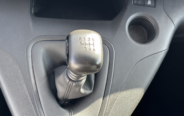 peugeot-partner-standard-650kg-puretech-110ch-s-s-pro - 864214713