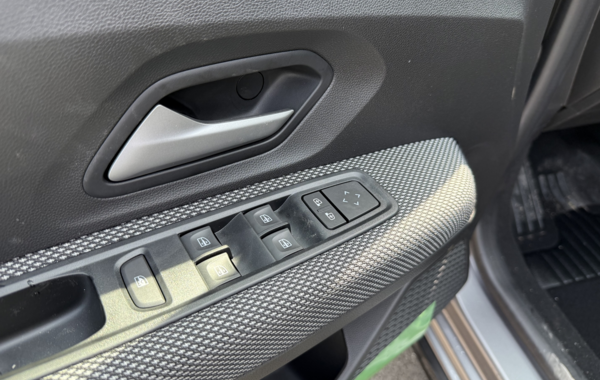 dacia-sandero-1-0-tce-90ch-stepway-expression-auto-24 - 866264713