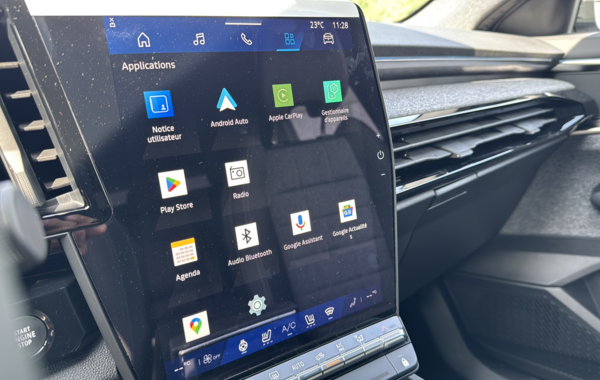 renault-espace-vi-1-2-e-tech-full-hybrid-200ch-techno-7-places-24 - 867374713