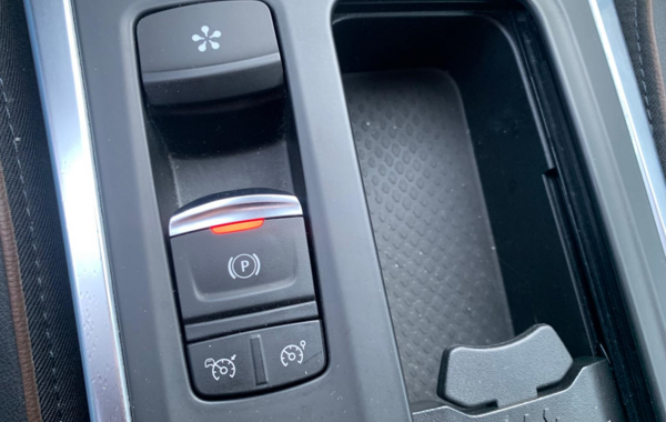 renault-megane-iv-1-2-tce-130ch-energy-akaju-edc - 868614713