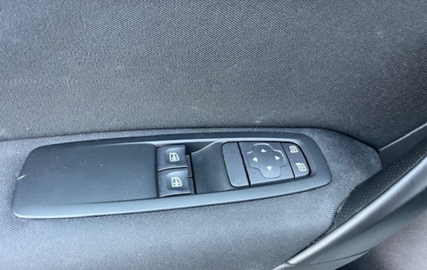 renault-megane-iv-ste-1-5-blue-dci-95ch-air-nav - 869174713