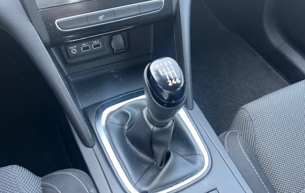 renault-megane-iv-ste-1-5-blue-dci-95ch-air-nav - 869174713