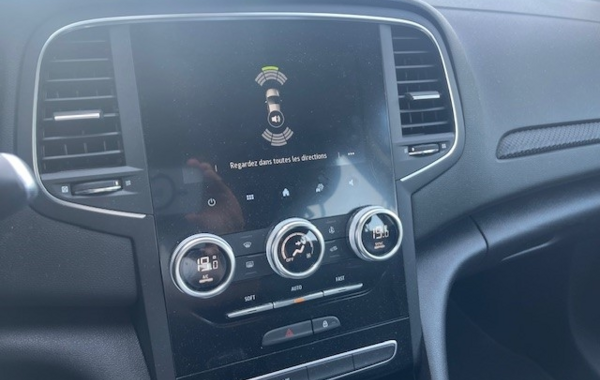 renault-megane-iv-ste-1-5-blue-dci-95ch-air-nav - 869174713