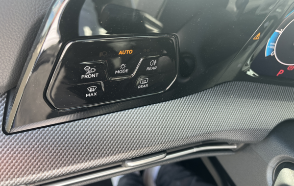 volkswagen-golf-viii-2-0-tdi-150ch-r-line-dsg7 - 869184713