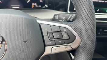 volkswagen-golf-viii-2-0-tdi-150ch-r-line-dsg7 - 869244713