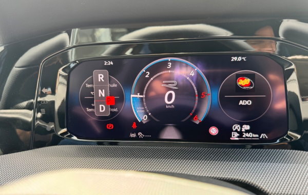 volkswagen-golf-viii-2-0-tdi-150ch-r-line-dsg7 - 869284713