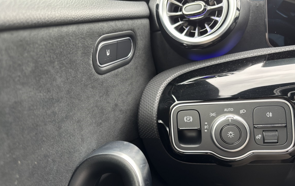 mercedes-classe-a-200-163ch-amg-line-7g-dct - 870344713