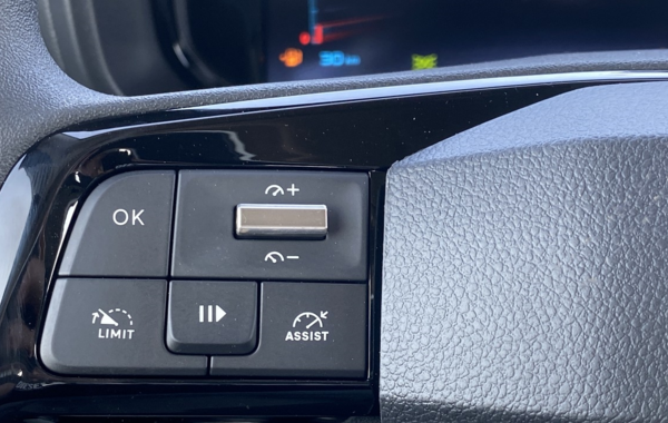 citroen-berlingo-taille-m-1-5-bluehdi-100ch-s-s-plus-5-places-n1 - 870354713