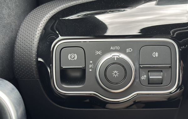 mercedes-classe-a-200-163ch-amg-line-7g-dct - 870454713