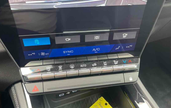 renault-espace-vi-1-2-e-tech-full-hybrid-200ch-techno-7-places-24 - 870964713