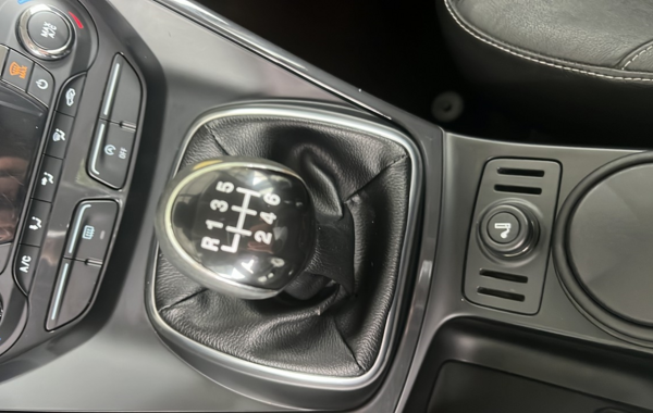 ford-kuga-2-0-tdci-150ch-titanium - 875124713