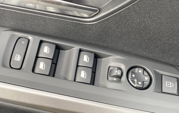 peugeot-5008-hybrid-145ch-allure-e-dcs6 - 875554713