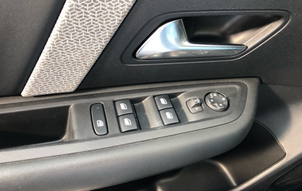 citroen-c4-puretech-130ch-s-s-shine - 876794713