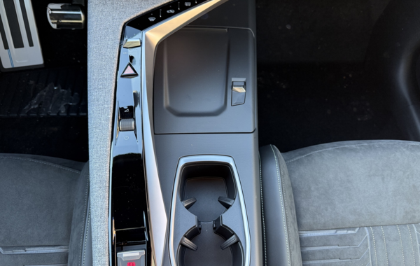 peugeot-3008-1-2-hybrid-136ch-gt-e-dcs6 - 877244713