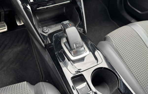 peugeot-2008-1-5-bluehdi-130ch-s-s-gt-line-eat8-7cv - 878314713