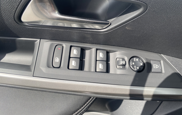 peugeot-5008-hybrid-145ch-allure-e-dcs6 - 878524713