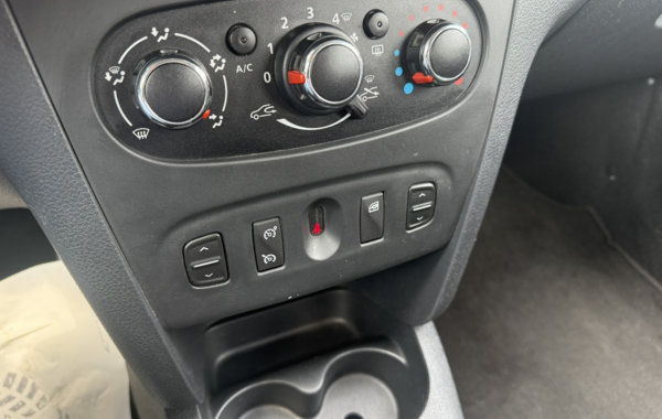 dacia-sandero-0-9-tce-90ch-stepway-prestige - 878574713