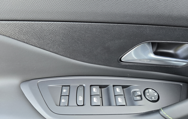 peugeot-308-1-5-bluehdi-130ch-s-s-gt-eat8 - 878874713