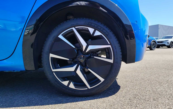 peugeot-208-1-2-hybrid-145ch-gt-e-dcs6 - 879054713