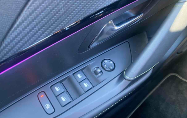 peugeot-208-1-2-hybrid-145ch-gt-e-dcs6 - 879104713