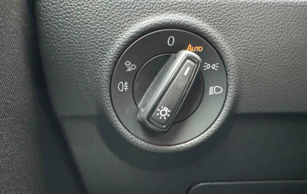 volkswagen-t-roc-1-5-tsi-evo-150ch-life-dsg7 - 880184713