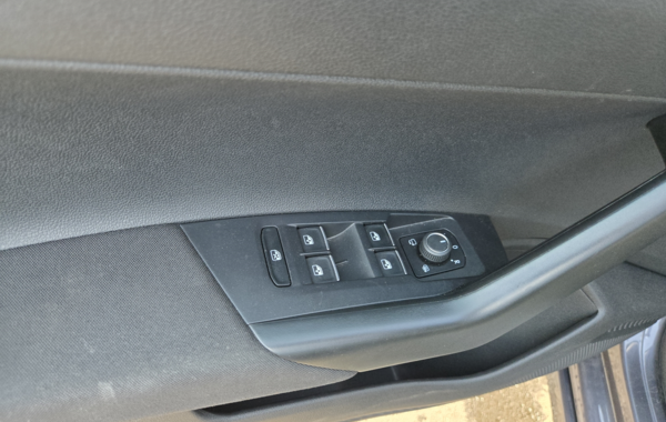 volkswagen-taigo-1-0-tsi-116ch-r-line-dsg7 - 880324713