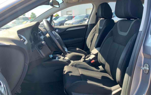 citroen-c4-bluehdi-100ch-feel - 880924713